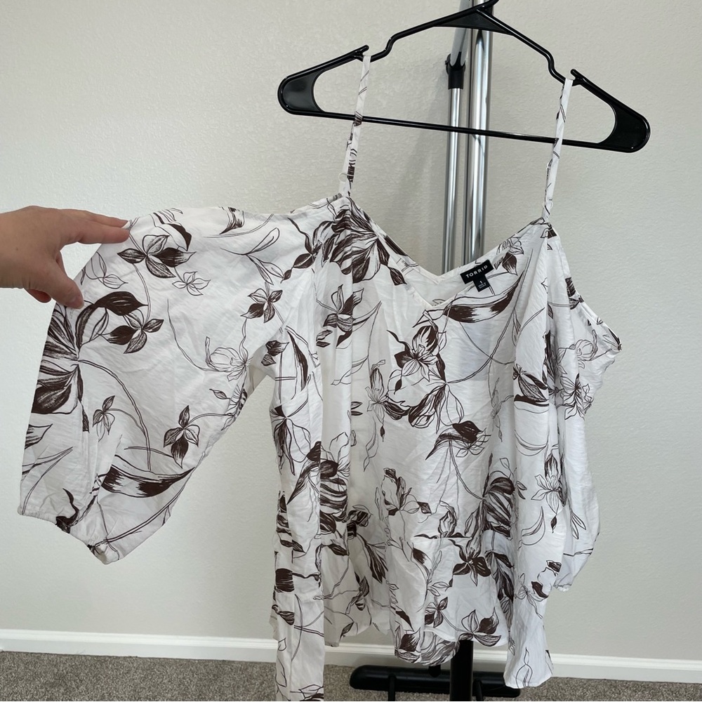 Torrid Cold Shoulder Blouse 1X